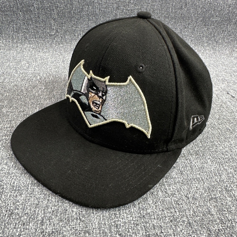 New Era 9FIFTY Batman Snapback Hat Youth Black DC Comics Cap Shinny Embroidering